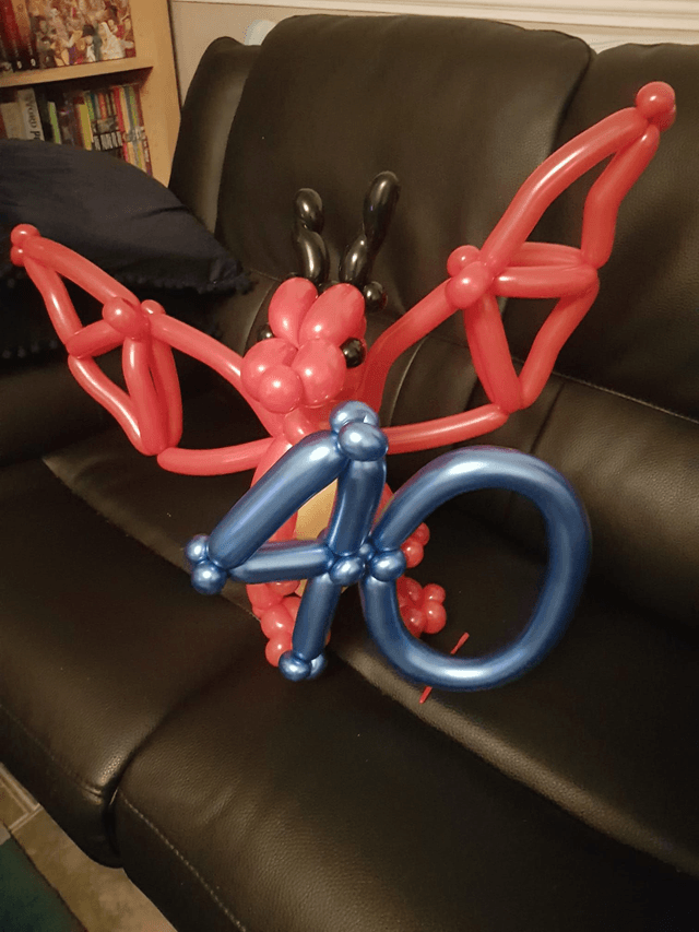 Number Forty (40th) Dragon Balloon Sculpture - Red &amp; Blue